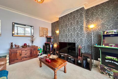 3 bedroom maisonette for sale, Amherst Road, Bexhill-on-Sea, TN40