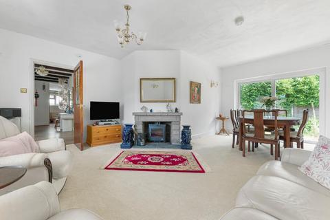 4 bedroom detached bungalow for sale, Keswick Road, Orpington, Kent, BR6 0EU