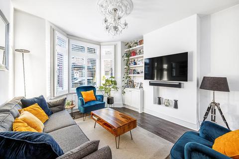 32 Salisbury Road, London, W13 9TX