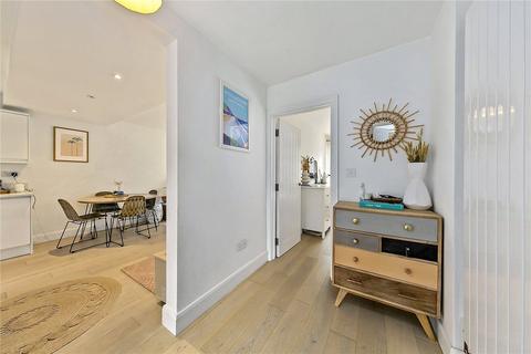 Flat 2, 22 Lambert Avenue, Richmond, TW9 4QR