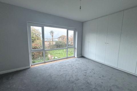 3 bedroom end of terrace house to rent, Towers Garden, Havant PO9