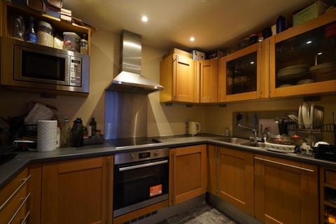 2 bedroom flat for sale, Long Lane, SE1