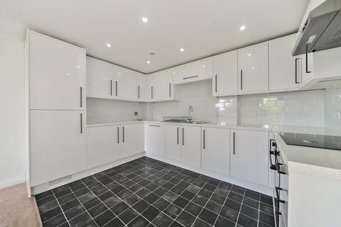 2 bedroom apartment for sale, Wheeler Place, Bromley, Kent