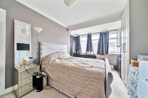 3 bedroom terraced house for sale, Queen Anne Avenue, Bromley