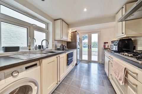 4 Stanley Road, Bromley, BR2 9JE