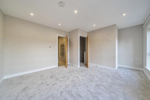 4 bedroom terraced house for sale, Coniston Road, Bromley