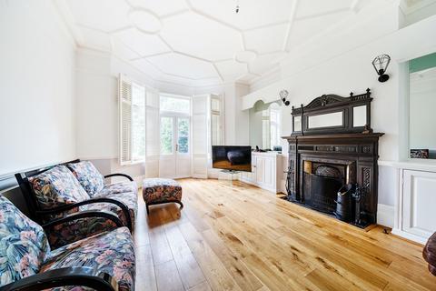 undefined, Kings Avenue, Bromley
