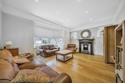 6 bedroom semi-detached house for sale, Lake Avenue, Bromley