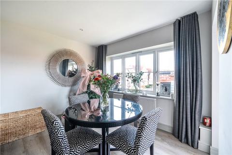 2 bedroom apartment for sale, Crayford Mead, Warfield, Bracknell