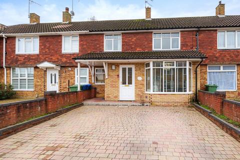 3 bedroom terraced house for sale, Merryhill Road, Bracknell, Berkshire