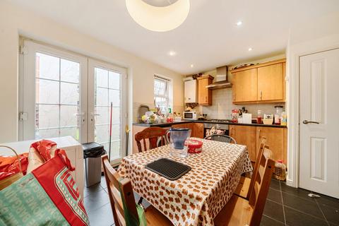 15 Bandy Fields Place, Salford, M7 2ZT