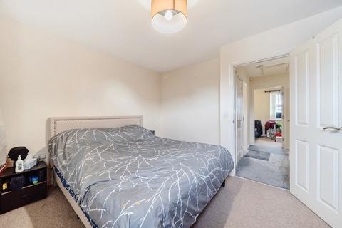 15 Bandy Fields Place, Salford, M7 2ZT