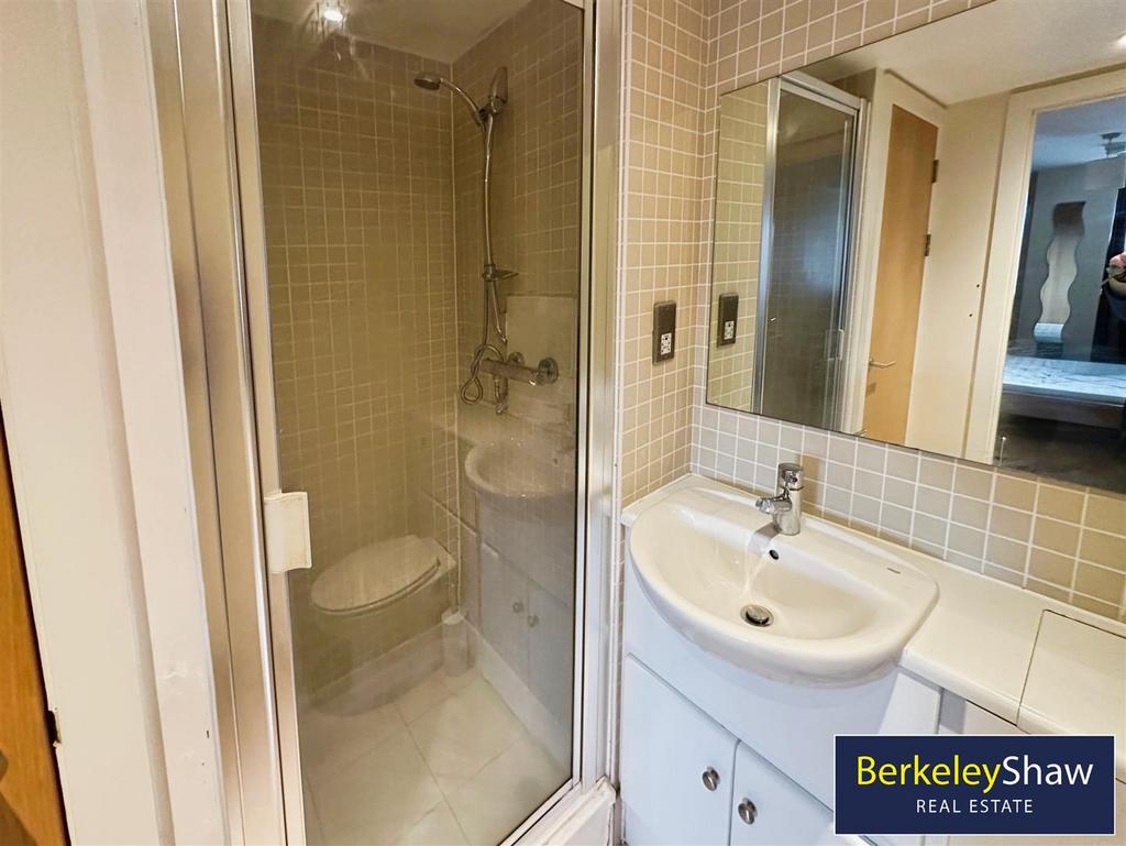 Ensuite Shower Room