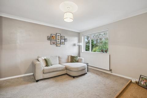 1 bedroom maisonette for sale, Clearbrook Close, High Wycombe, Buckinghamshire, HP13