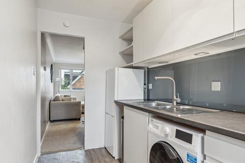 76 Clearbrook Close, High Wycombe, HP13 7BS