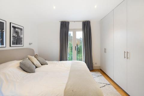 69 Wandsworth Bridge Road, London, SW6 2TB