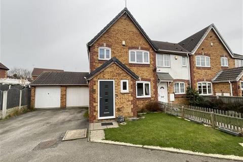 3 bedroom end of terrace house for sale, Shunters Drift, Barlborough, Chesterfield, S43 4WL