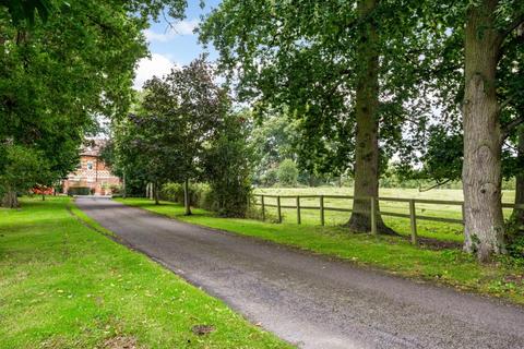 3 bedroom terraced house for sale, Mortimer Hall, Berkshire RG7