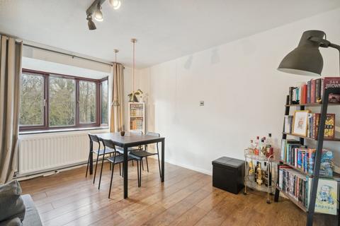 84 Millstream Close, Hitchin, SG4 0DB