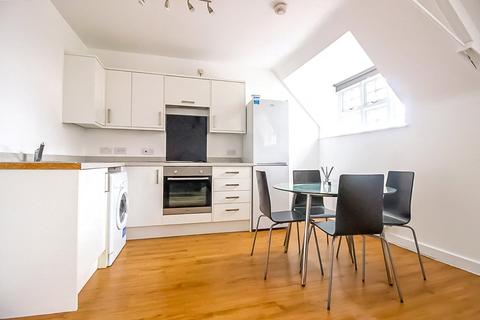 2 bedroom apartment for sale, Champion Court, Bristol BS2