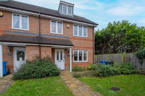 undefined, SL6 Larchfield Rd 104