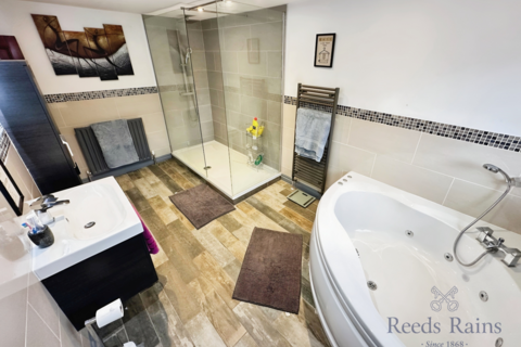 3 bedroom detached house for sale, Poolside, Crewe CW3