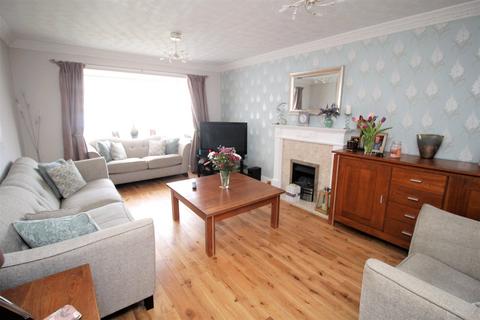 4 bedroom detached house for sale, Windsor Court, Doncaster DN7