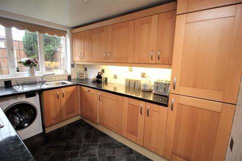 2 bedroom semi-detached house for sale, Rowena Drive, South Yorkshire DN5