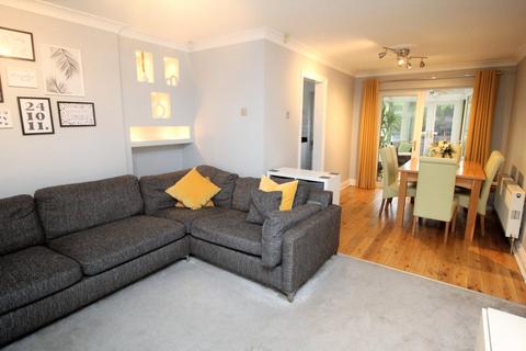 55 Howden Avenue, Skellow, Doncaster, DN6 8LJ