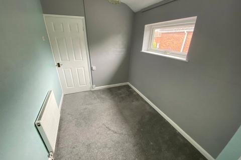 86 Crompton Avenue, Sprotbrough, Doncaster, DN5 8EE