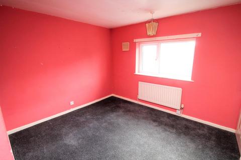 2 bedroom semi-detached house for sale, Hazel Avenue, Doncaster DN9