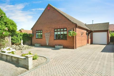 3 bedroom bungalow for sale, Swinderby Road, Lincoln LN6