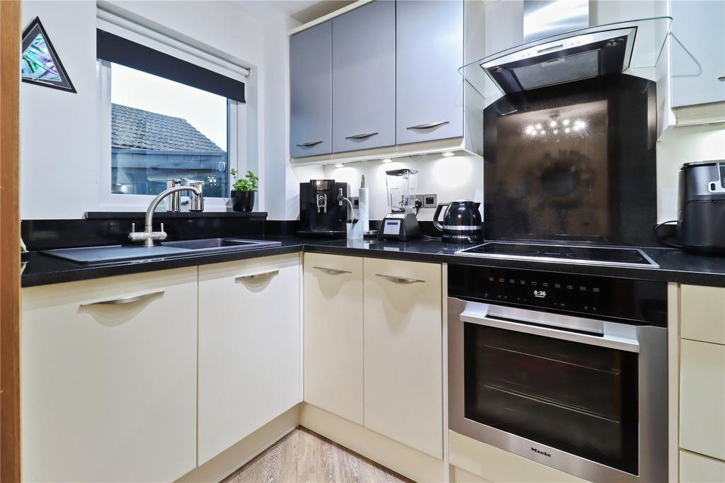 Kitchen Pic 2