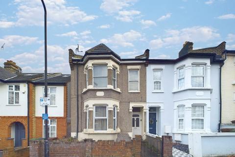 2 bedroom flat for sale, Falmer Road, Walthamstow, London E17