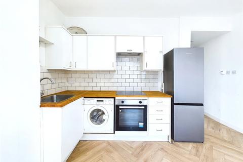 2 bedroom flat for sale, Falmer Road, Walthamstow, London E17