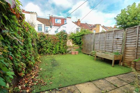 8 Jasper Street, Bristol, BS3 3DU