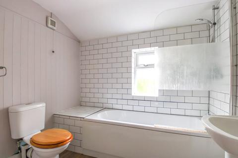 8 Jasper Street, Bristol, BS3 3DU