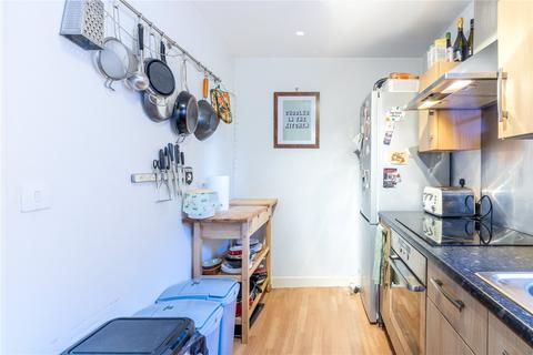 43 Dickinsons Fields, Bristol, BS3 5BG