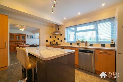 4 bedroom detached house for sale, Thorrington, Colchester