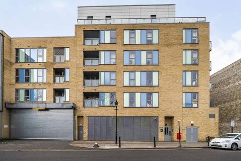 3 bedroom flat for sale, 61 Cardigan Road, London E3