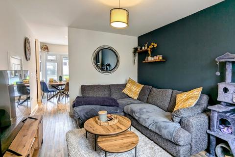 6 Broyd Avenue, Halstead, CO9 1FS