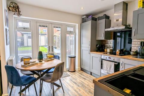 6 Broyd Avenue, Halstead, CO9 1FS
