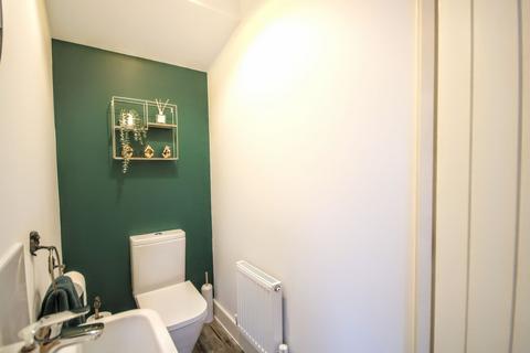 6 Broyd Avenue, Halstead, CO9 1FS