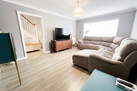 9 Digby Way, Thorpe-le-soken, Clacton-on-sea, CO16 0DQ