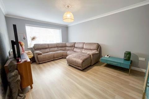 9 Digby Way, Thorpe-le-soken, Clacton-on-sea, CO16 0DQ