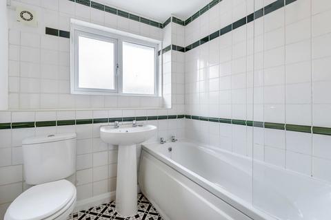 1 bedroom semi-detached house to rent, St. Pauls Terrace, London, SE17