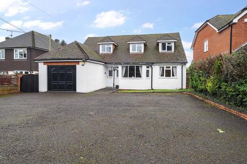 4 bedroom detached house for sale, Pack Lane, Kempshott