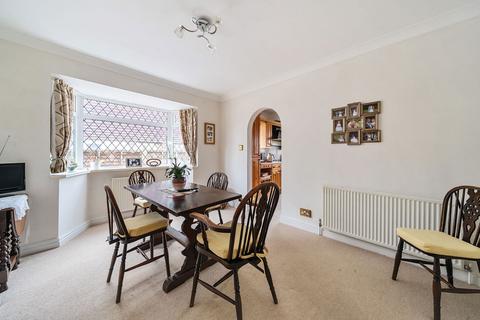 157 Pack Lane, Basingstoke, RG22 5HN