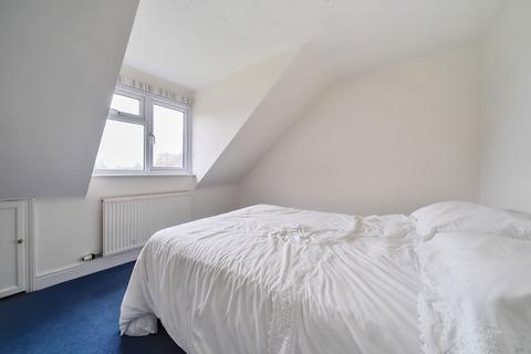 157 Pack Lane, Basingstoke, RG22 5HN