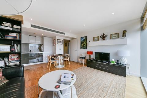 1 bedroom flat to rent, Landmark West Tower, 22 Marsh Wall, Nr Canary Wharf, London, E14